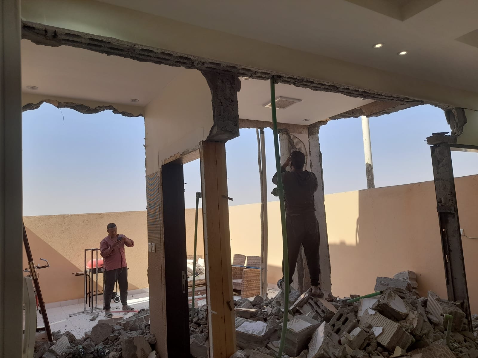 قص جدران بالليزر في الرياض بدون غبار أو اهتزاز